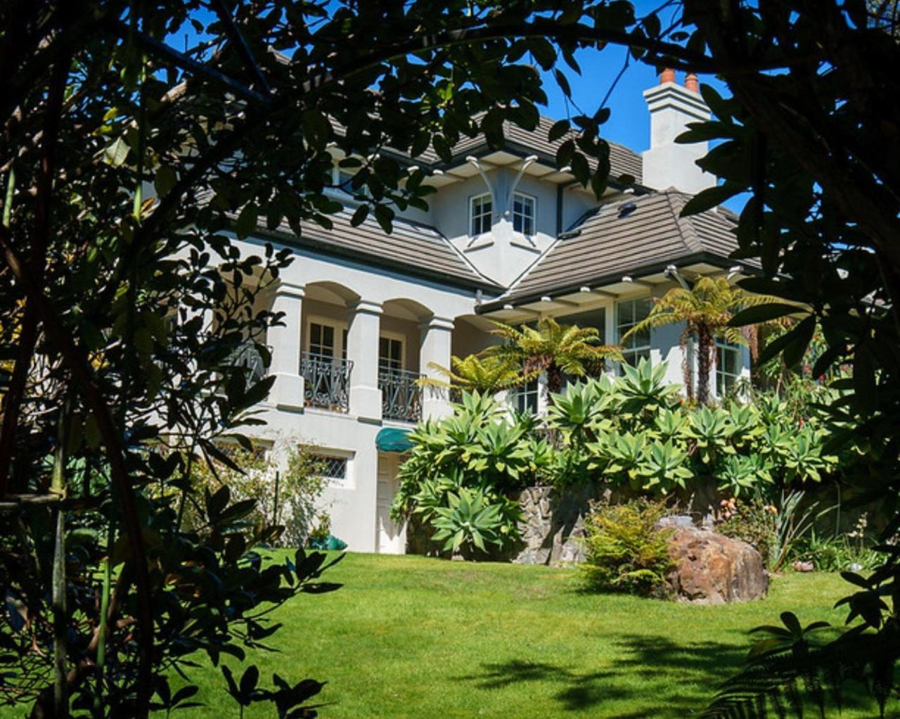 Greenmantle Estate Hotel Paraparaumu Esterno foto