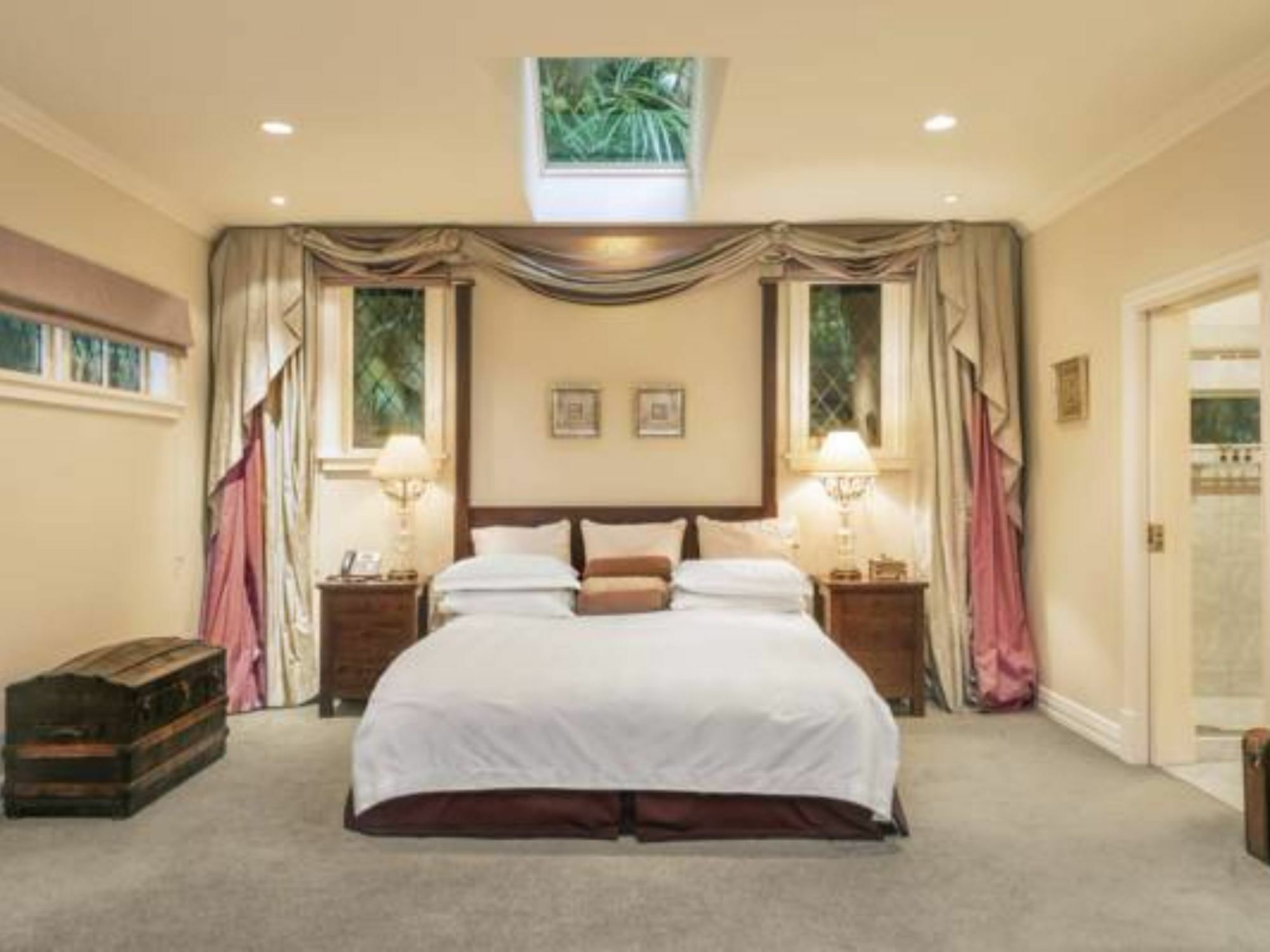 Greenmantle Estate Hotel Paraparaumu Esterno foto
